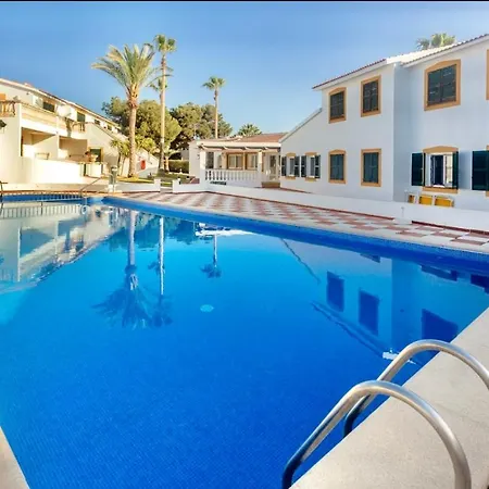 Appartamento Bonito Con Terraza, Jardin Y Piscina