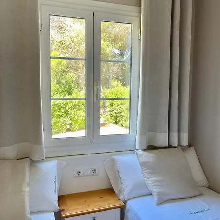 Bonito Con Terraza, Jardín Y Piscina Apartamento *