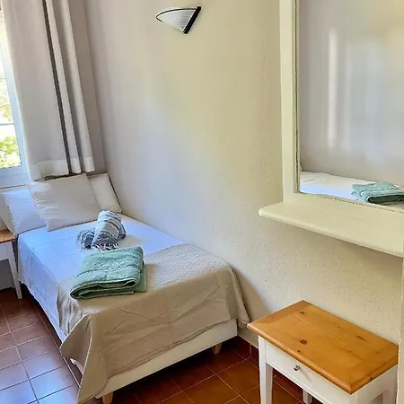 Appartamento Bonito Con Terraza, Jardin Y Piscina