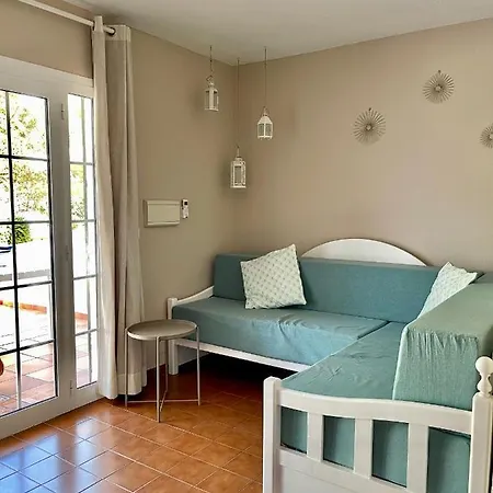 Bonito Con Terraza, Jardin Y Piscina Appartamento *